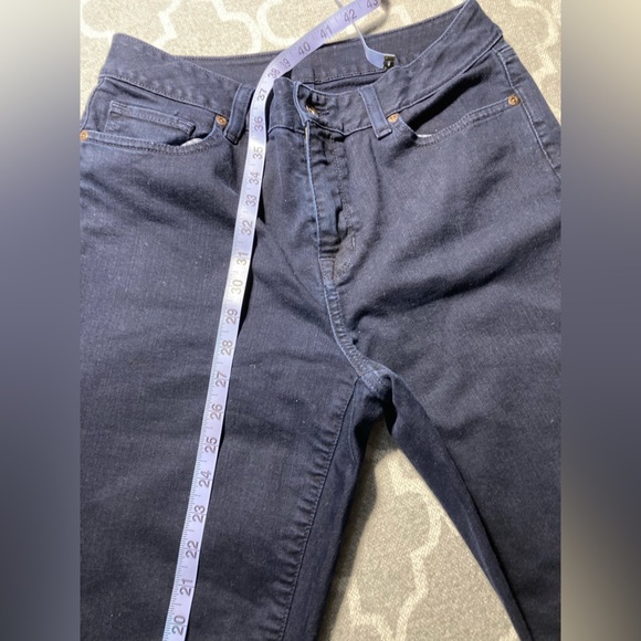 LL Bean dark wash jeans (photos don’t show hard like-new dark) 10 Petite - Picture 4 of 11